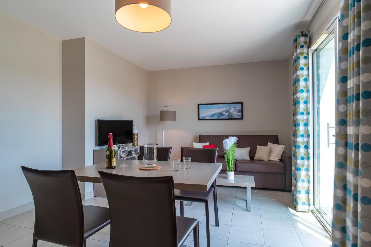Les Thermes 521 - Appt Proche Plage Avec Piscine Partagee Concarneau Ngoại thất bức ảnh